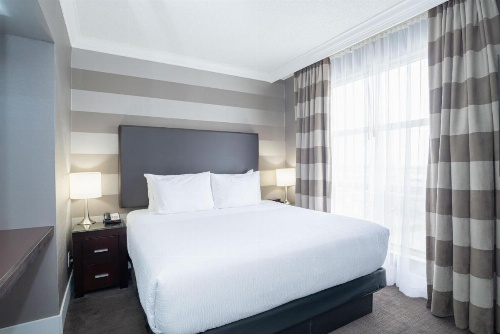 Sandman Signature Mississauga Hotel image 44