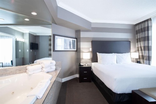 Sandman Signature Mississauga Hotel image 8